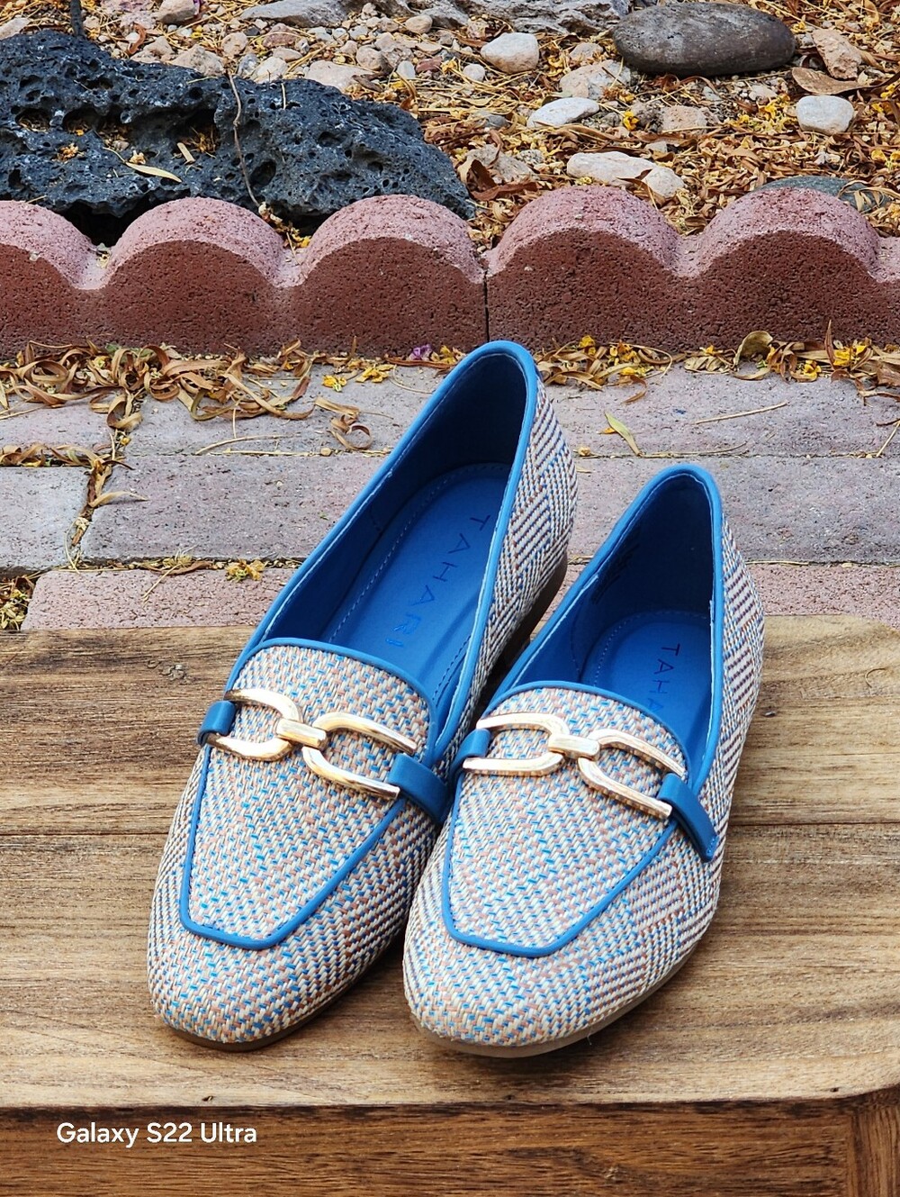 Takhari Women's Blue Tweed Loafers with Gold Chain Accent Size 7 - Picture 2 of 10